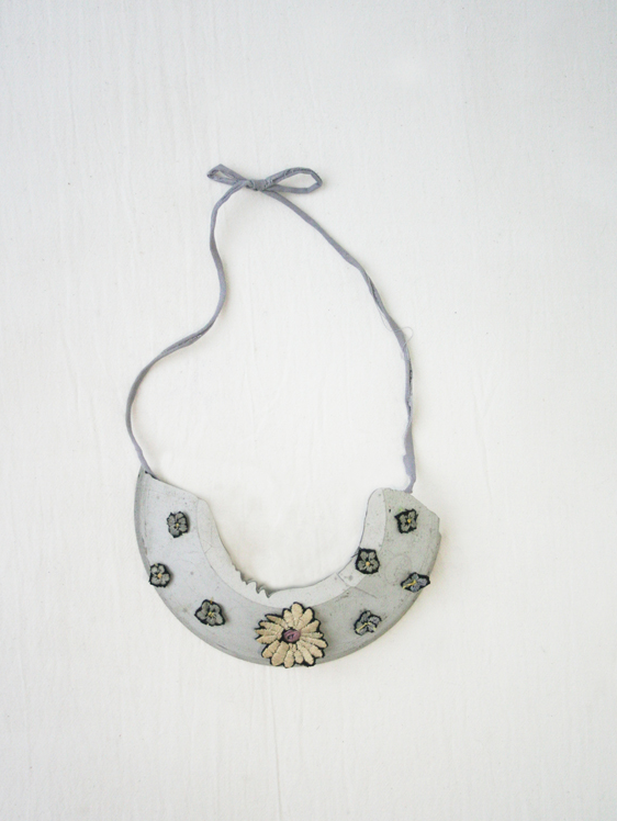 x-mas collar © Margo Maria Weijer 2012