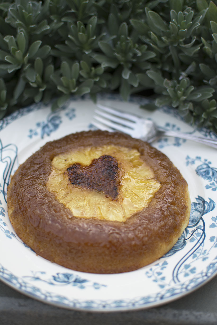 Pineapple Heart Cake