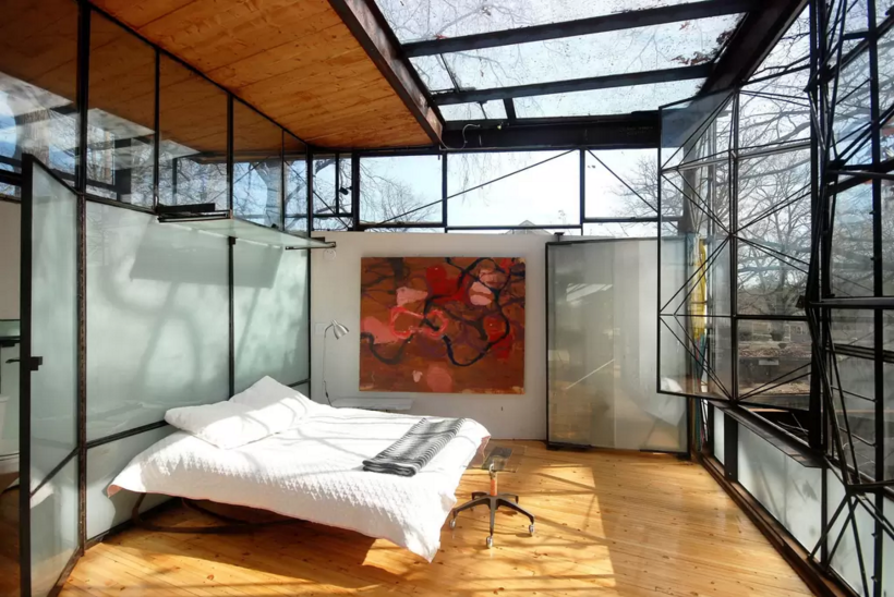 Atlanta, Georgia Urban Glass Tree House